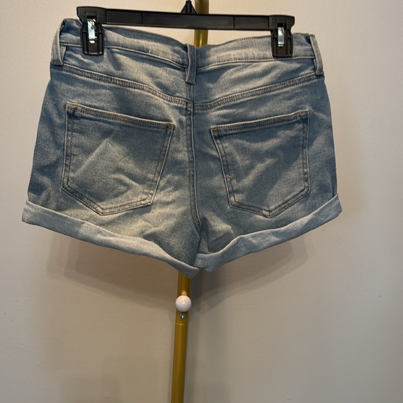 Celebrity Pink Mom denim shorts NWT 7/28 - Picture 3 of 9